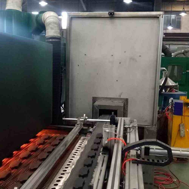 Bromsbelägg elektrostatisk sprutledning