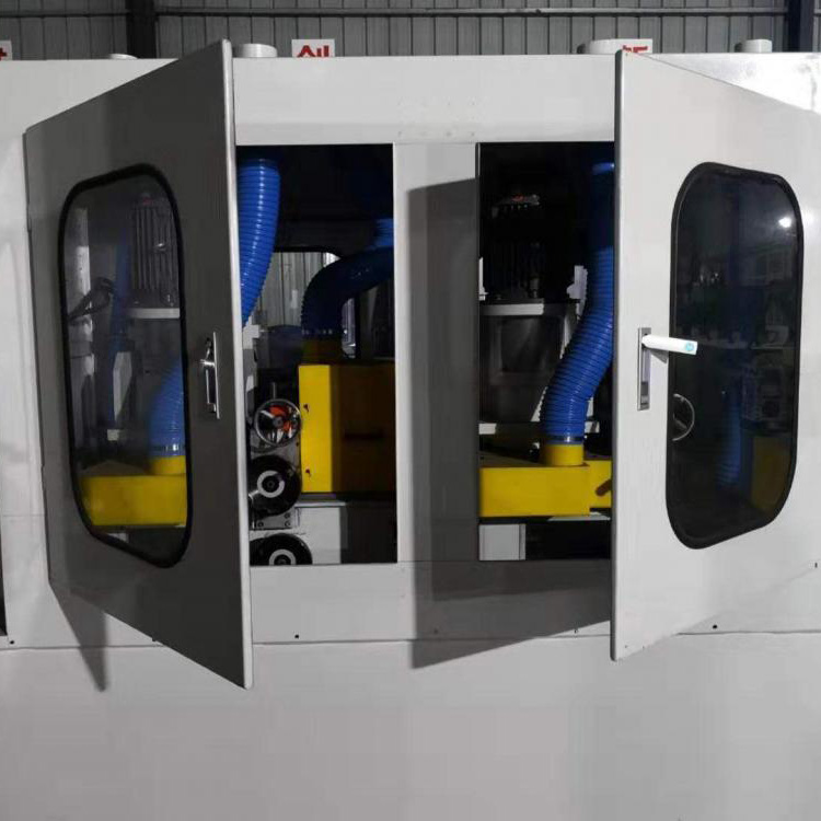 Linjärslipmaskin för skivbromsbelägg